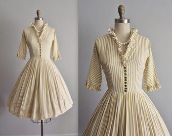 50's Day Dress // Vintage 1950's Striped Cotton Full Garden Party Shirtwaist Dress XS