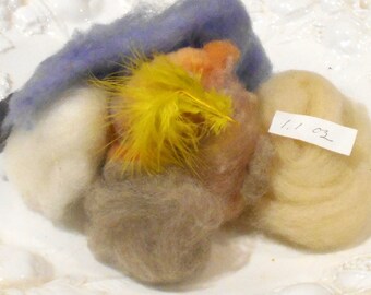 Wool Roving,Felting Fiber,Needle Felting,DIY,Roving,Fiber,Needle Felting Wool,Wet Felting Wool,Nuno Felting Fiber,Batts, Mixed Color Roving
