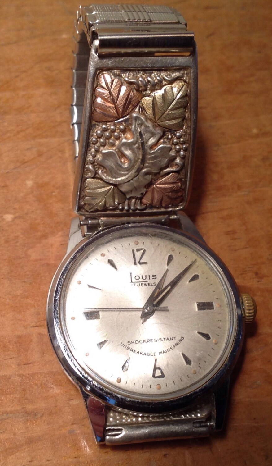 Vintage Mens Louis 17 Jewels Mechanical Watch