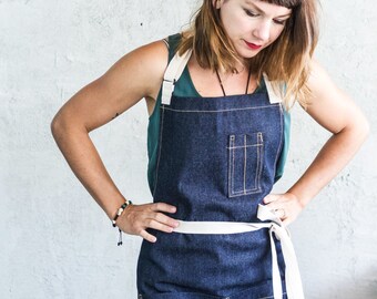 Oui Chef Restaurant Apron | Indigo Denim