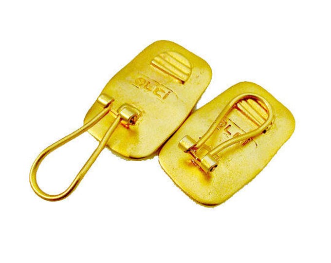 Liz claiborne Earrings - Sea Horse - Ocean Life - Gold plated clip on earring