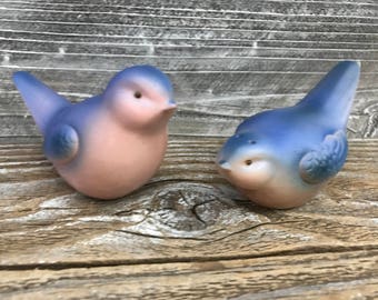 Vintage Ceramic Bird Salt Pepper Shakers H853 Blue and Pink/Mauve