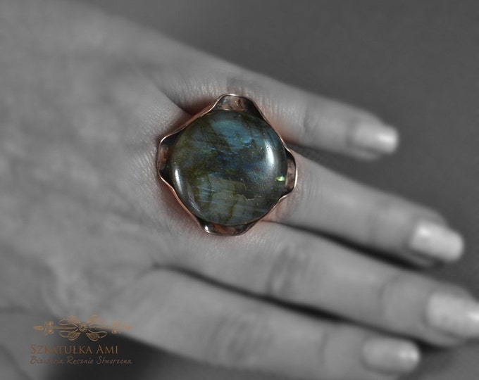 Large Ring Copper Labradorite Stone Boho Ring Unique Ring Statement Ring Copper Sheet Embossed Not Heavy Blue Green Universal Ring Gift Her