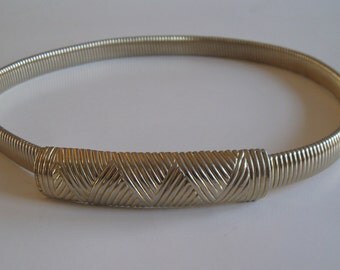 Goldtone cobra belt, 1970s vintage stretch snake belt, Accessocraft, size small/medium