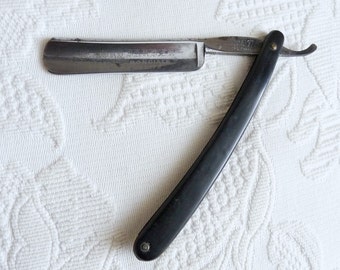 Le Grelot 361 6/8 'The Lord Barber' Half Hollow Straight Razor Ebony Wood Handle by P Hospital & Cie of Thiers France In Original Box