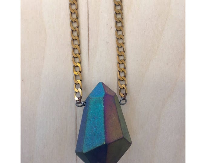 Large Crystal Neckace // Crystal Necklace // Rainbow Quartz Necklace //