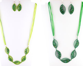 green wire wrapped jewelry set,leaf seed bead necklace,nature wire jewellery set,botanical jewelry,one of a kind jewelry,wirework jewelry