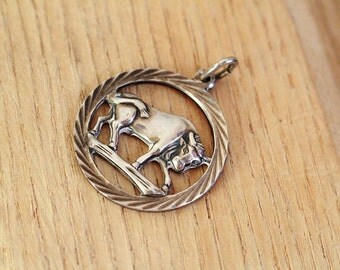 vintage Silver Zodiac TAURUS (20.04 – 22. 05) charm - Charm bracelet or hanger - hallmarked 835