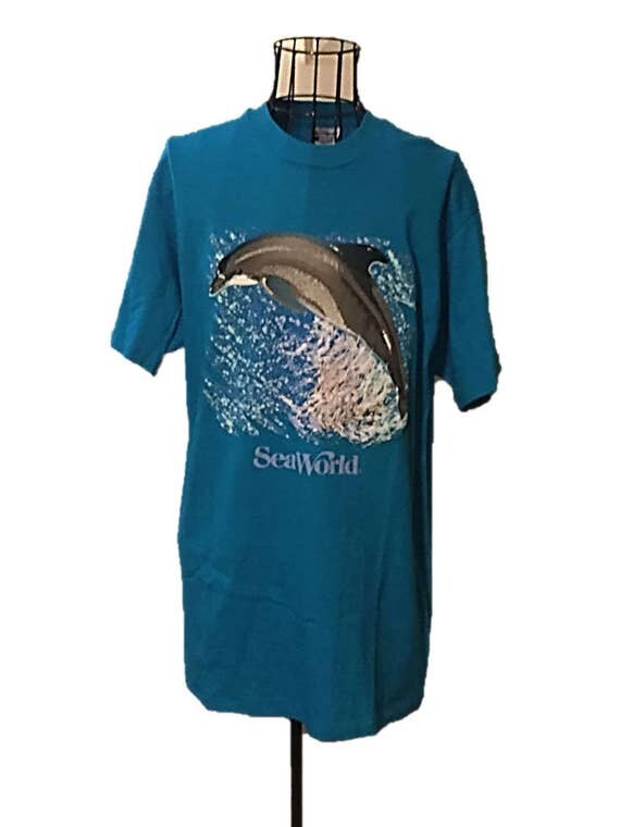 Items similar to Vintage 1990s Blue XL TShirt | Sea World with Dolphins ...