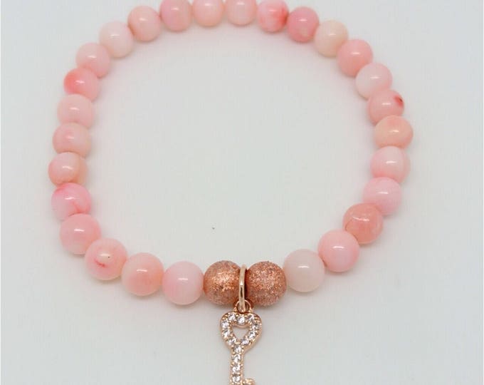 Pink Coral bracelet salmon bracelet, orange bracelet, stretch peach bracelet, Key bracelet, key Jewelry, peach color bracelet, peach jewelry