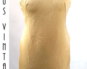 Plus Size UK 16 Vintage 1960s Gold Silk Shift Wiggle Dress Mad Men Mod EU 44 US 12 Bust 42" 107cm