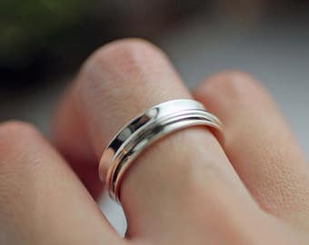 Sterling silver spinner ring - Spinner ring - Meditation ring - Fidget Ring - Serenity Ring