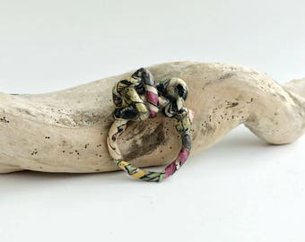 Paper ring | Paper anniversary gift for her | Eco friendly recycled paper jewelry | Designer upcycled paper ring | First anniversary gift