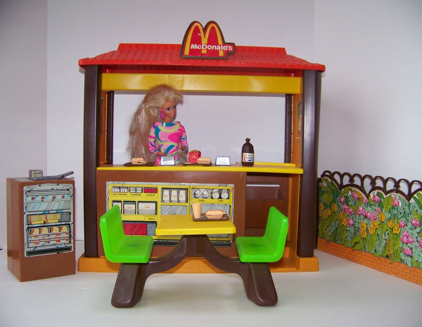 barbie mcdonalds drive thru set