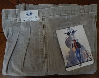 Levi's Dockers 90's khaki pleated mens pants. New old stock.