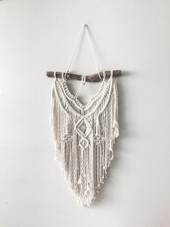 Medium Macrame Wall Hanging // tapestry // macrame decor