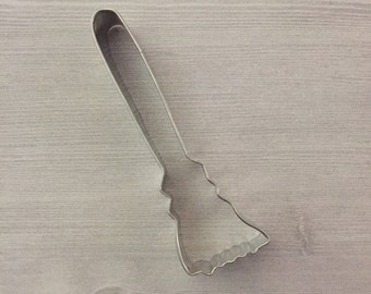 5 inch witches broom cookie cutter - baking supply, halloween party, kids birthday, baby shower, Birthday, cookie supply, Halloween cookie