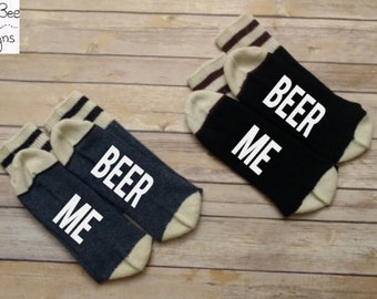 Beer Me Socks, Wine Socks, Novelty Scoks, If You Can Read This Bring More Wine, If you can read this socks, Dad socks, Mens Socks