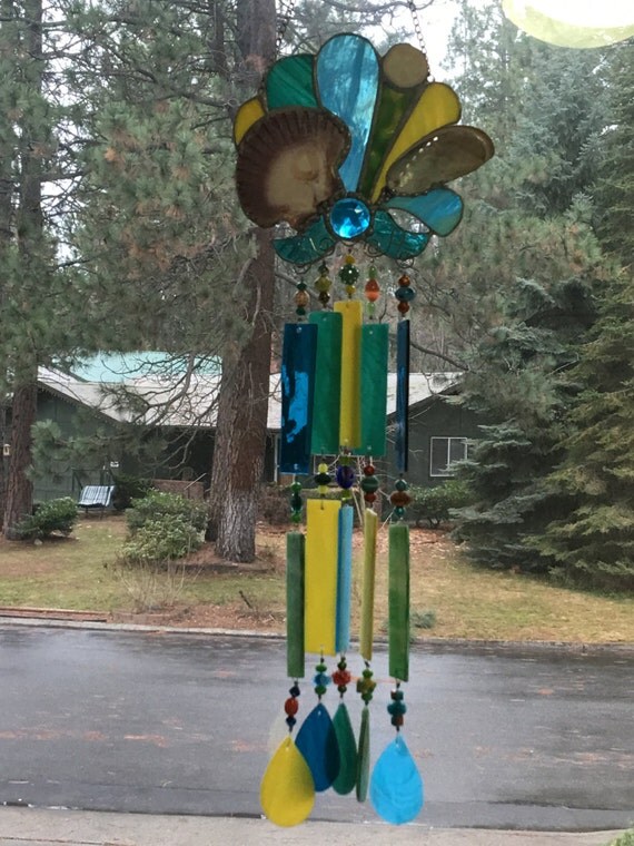Items similar to Stained glass shell chime on Etsy