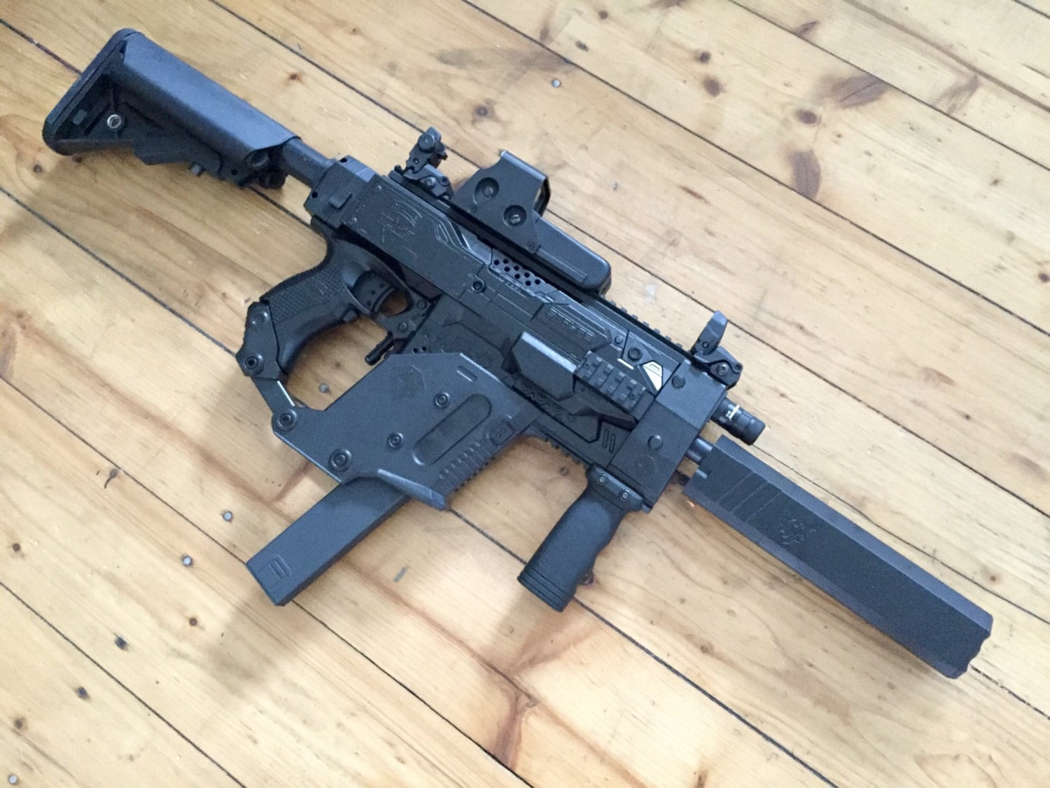 Custom Nerf Stryfe KRISS VECTOR Styling & Voltage Mod // from