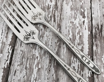 CAKE forks I do Me Too 1921 Vintage Silverplate Wedding Engagement - Mr Mrs - Bride - Groom - Wedding Gift - Anniversary - Wedding forks