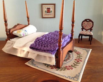 Dollhouse miniature, hand knit afghan/blanket/throw/ lavender