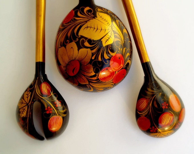 Set wooden spoons and ladle Khokhloma - Vintage hand painted wooden spoons - Old wooden large 3 spoons - antique kitchen dishes