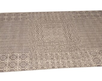 Large size rug carpet Grey block printed natural color hand made yoga mat carpet 5 BY 7 Feet