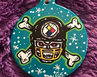 ORNAMENT - Steelers Skull and Cross Bones Ornament