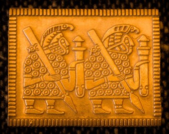 Helm Plaque - Right Facing, with Spears - PV01