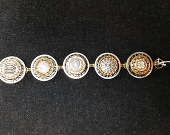 Vintage Button Bracelet 7"