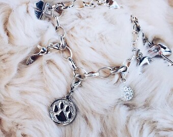 Saffira Red & Black Paw Print Pendant main image 1