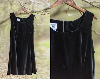 Hattie dress | velvet 1990s black dress | vintage black velvet dress
