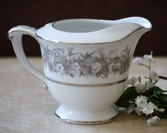 Sango Creamer/Sango Sugar Bowl/Sango Florentine Gray Creamer or Sugar Bowl/Gray Flowers/White China/50s