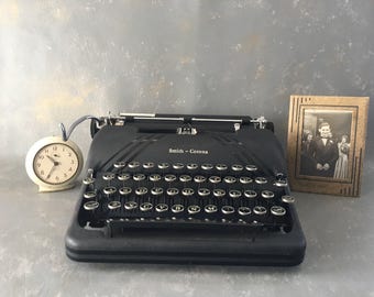 Vintage Typewriter Smith Corona, Silent, Manual, Portable