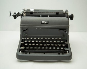 Vintage 1949 Royal KMM Manual Typewriter - Dark Grey with Forest Green Keys - Works!