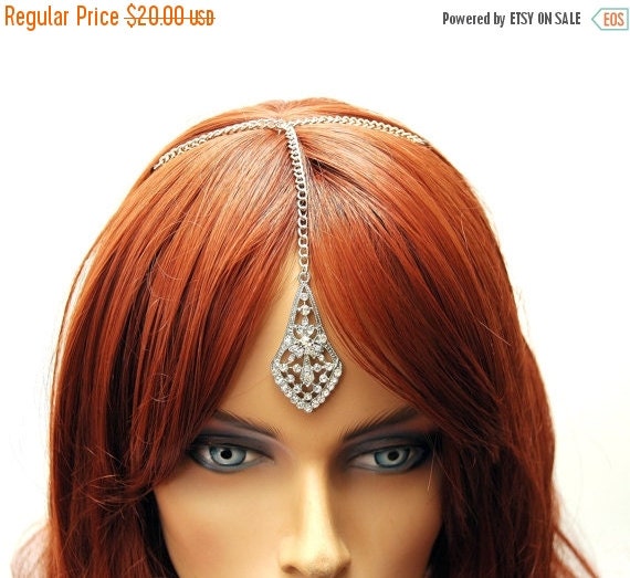 Crystal Tikka Headpiece Bollywood Tikka by AyansiWeddingDesigns