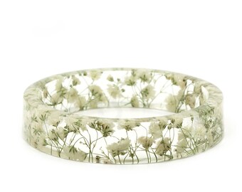 Baby's Breath Flower Jewelry- Real Flower Jewelry- Real Flower Bangle- Real Flower Resin Jewelry- Bridesmaid gift- White Flowers-