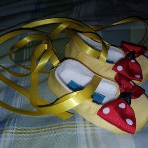 Buyer photo Vanessa Toledo, who reviewed this item with the Etsy app for Android.