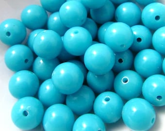 40 Vintage 8mm Turquoise Lucite Beads Bd1943