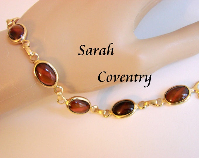 1970s Designer Signed Sarah Coventry Wood Nymph Cats Eye Cabochon Bracelet