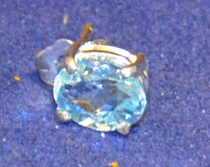 Man's Swiss Blue Topaz Stud, 7x5mm Oval, Natural, Set in Sterling Silver E1013M