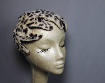 Vintage CHIC Leopard Faux Fur Casques Calot Hat Sassy and Classy Ladies