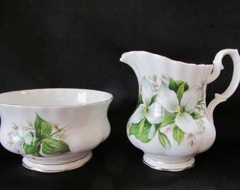 Royal Albert Trillium Small Creamer and Sugar Bowl