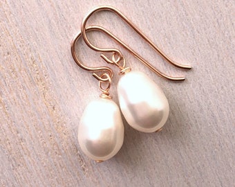 Rose Gold Pearl Earrings, Rose Gold Bridesmaid Earrings, Bridesmaids gift, Rose Gold wires