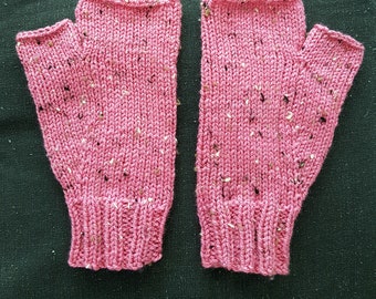 Hand knitted - Fingerless Mittens