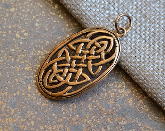 Celtic Knot Pendant in Bronze, Large Oval Celtic Knot, Infinity Knot, Endless Knot, Celtic Design, 38x23mm,Celtic Jewelry Making, BS16-406
