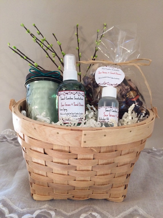 Aromatherapy Baskets / Gift Baskets / Beach Fragrance / Candle