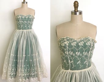 Vintage 1950s dress // 50s organza and lace party dress