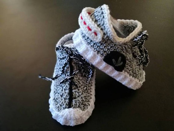 knitted yeezy baby shoes